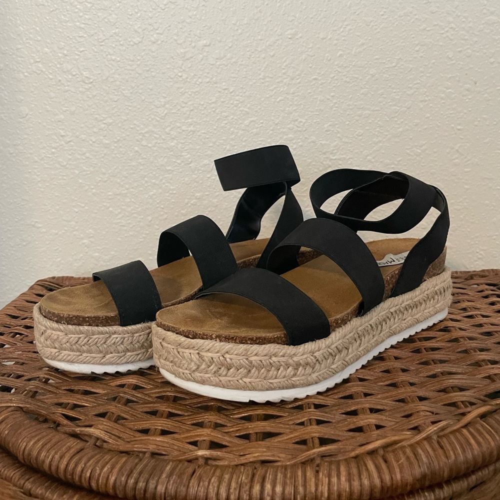 Steve Madden Kimmie Black Platform Sandals